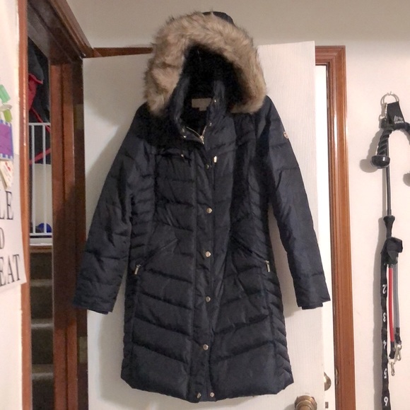 Michael Kors puffer coat - Picture 3 of 6
